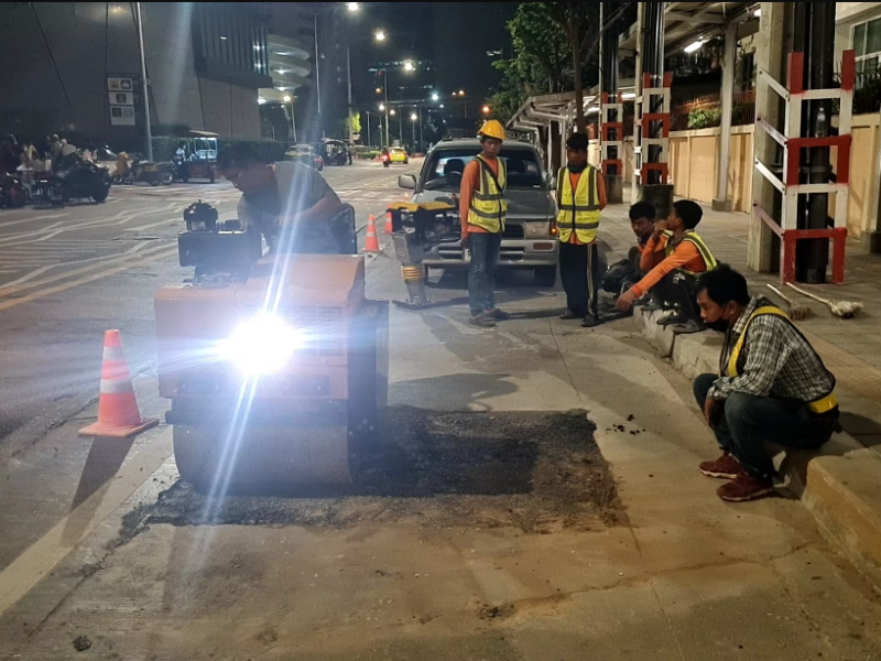 雙鋼輪壓路機